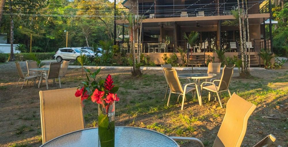 Buena Vista Beach Villas Manuel Antonio Exterior photo